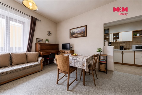 Prodej rodinného domu, 240 m² - 0