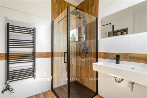 Prodej rodinného domu, 93 m² - 6