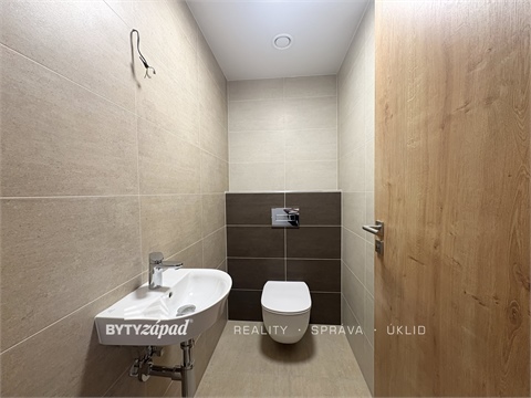 Pronájem bytu 3kk, 71 m² - 10