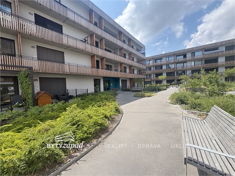 Pronájem bytu 3kk, 71 m² - 16