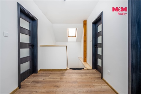 Prodej rodinného domu, 170 m² - 16