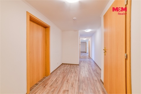 Prodej rodinného domu, 193 m² - 8