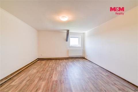 Prodej rodinného domu, 193 m² - 6