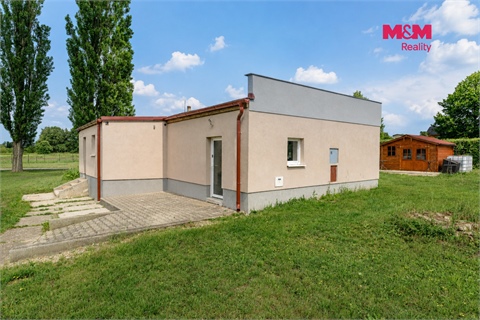 Prodej komerčního objektu, 109 m² 12