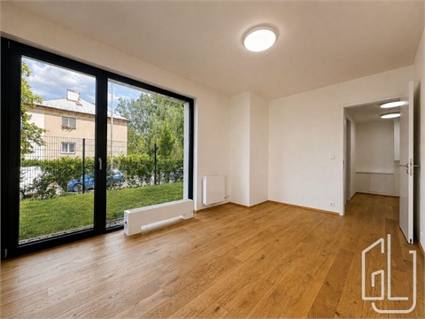 Pronájem bytu 2kk, 54 m² 2
