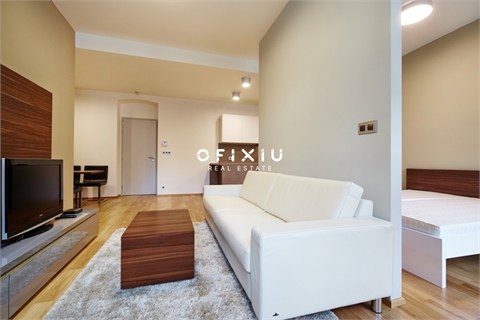 Pronájem bytu 2kk, 82 m² - 6