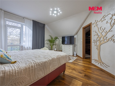 Prodej rodinného domu, 350 m² 4