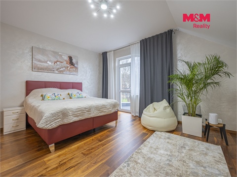 Prodej rodinného domu, 350 m² 6