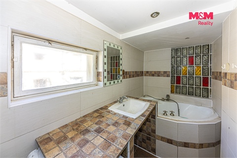 Prodej rodinného domu, 170 m² - 6