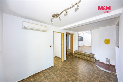Prodej rodinného domu, 170 m² - 8