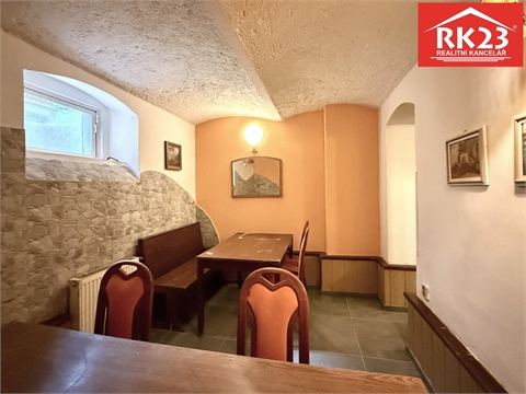 Pronájem restaurace, 100 m² 14