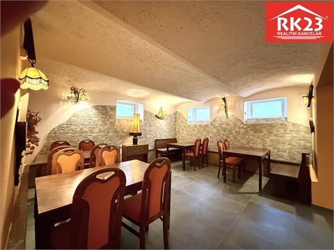 Pronájem restaurace, 100 m² 12