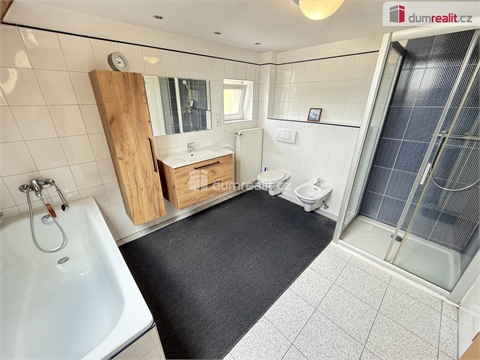 Prodej rodinného domu, 120 m² 8