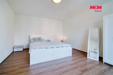 Pronájem bytu 2kk, 44 m² 8