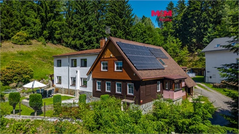 Prodej rodinného domu, 360 m² 0