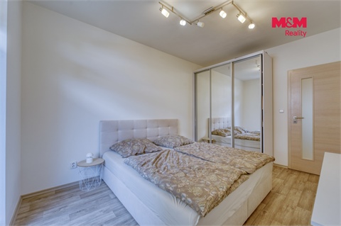 Pronájem bytu 3kk, 81 m² 2