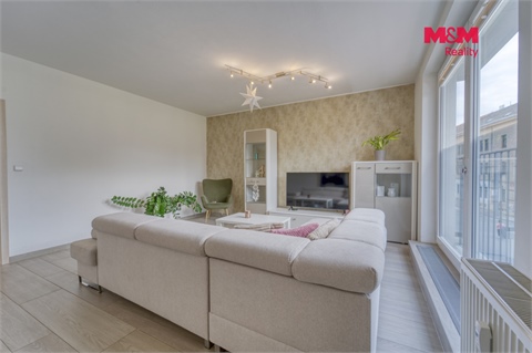 Pronájem bytu 3kk, 81 m² 10