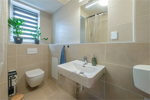 Prodej bytu 2kk, 60 m² - 22