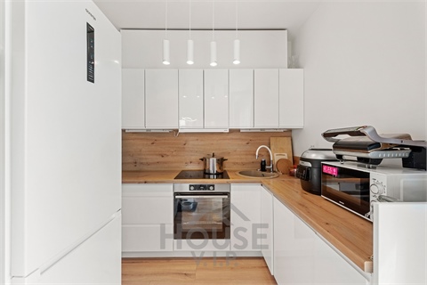 Prodej bytu 2kk, 60 m² - 8