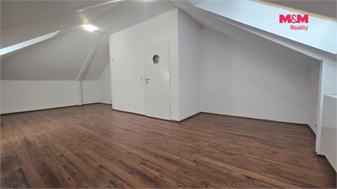 Pronájem bytu 3kk, 110 m² 4