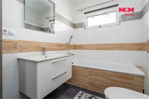 Prodej rodinného domu, 90 m² 6