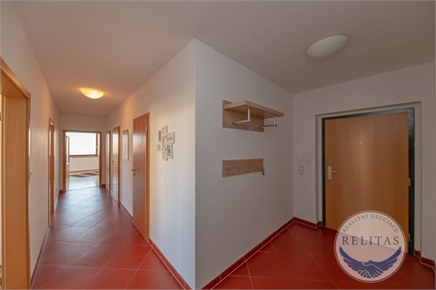 Pronájem bytu 3kk, 93 m² 6