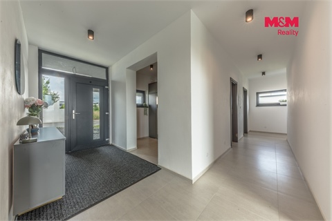 Prodej rodinného domu, 130 m² - 8
