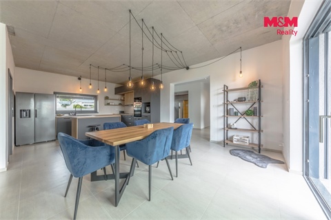 Prodej rodinného domu, 130 m² - 6