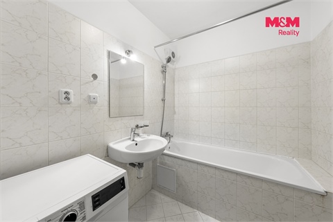 Prodej bytu 2+1, 51 m² 18