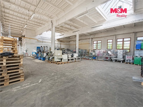 Pronájem skladu / haly, 436 m² - 0