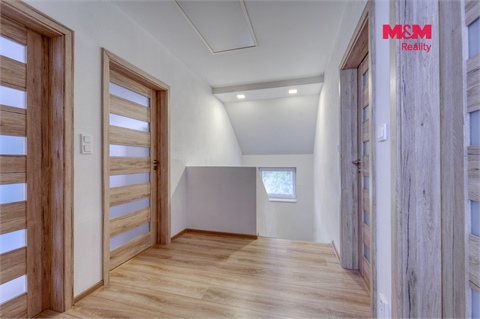Prodej rodinného domu, 144 m² - 22
