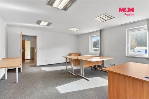 Prodej kanceláře, 852 m² 10