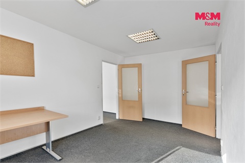 Prodej kanceláře, 852 m² - 8
