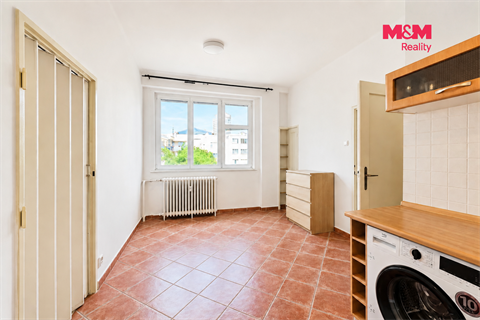 Prodej bytu 1+1, 43 m² - 4