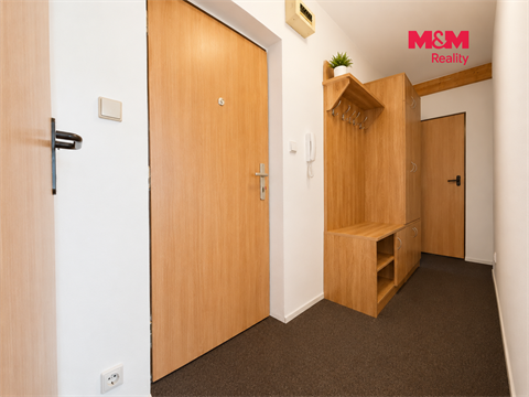 Pronájem bytu 1+1, 40 m² 2