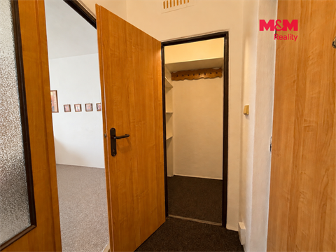 Pronájem bytu 1+1, 40 m² - 4