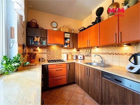 Prodej bytu 4+1, 90 m² 10