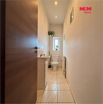 Prodej rodinného domu, 210 m² - 18