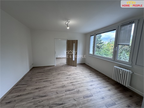 Pronájem bytu 3+1, 64 m² 2