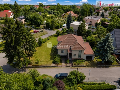 Prodej rodinného domu, 348 m² - 8