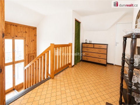 Prodej rodinného domu, 348 m² - 22