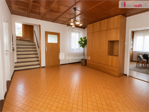 Prodej rodinného domu, 348 m² - 14