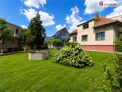 Prodej rodinného domu, 348 m² - 0