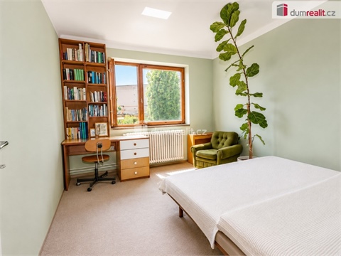 Prodej rodinného domu, 348 m² 18