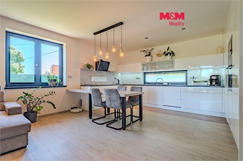 Prodej rodinného domu, 109 m² 0