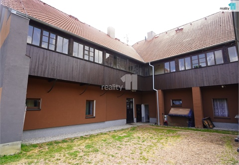 Pronájem bytu 1kk, 35 m² 10