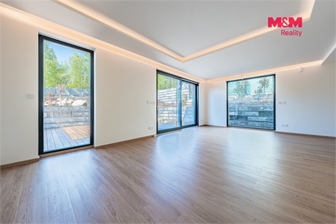 Prodej rodinného domu, 219 m² - 4