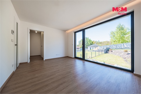Prodej rodinného domu, 219 m² - 8