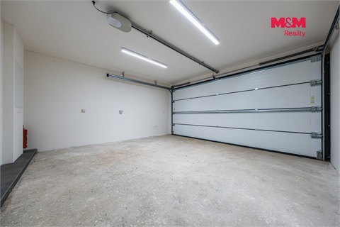 Prodej rodinného domu, 219 m² 14