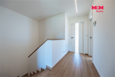Prodej rodinného domu, 201 m² 8